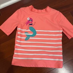 Carter’s size 8 peach mermaid rash guard
